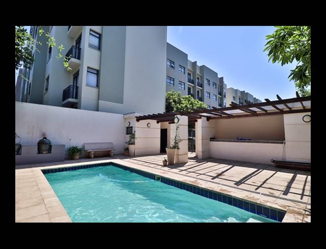 2 BEDROOM APARTMENT FOR SALE IN UMHLANGA RIDGE
